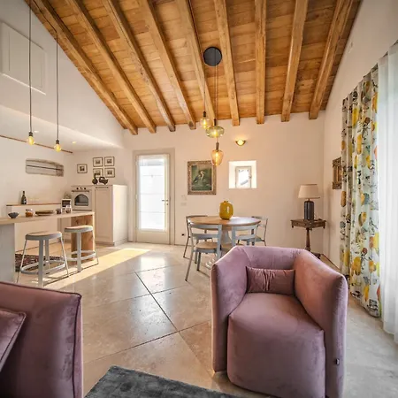 Hotel apartamentowy Tenuta Duchi Corbanus Corbanese