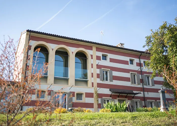 Tenuta Duchi Corbanus Aparthotel Corbanese