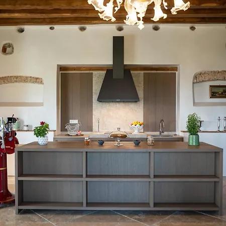 Tenuta Duchi Corbanus Apartahotel 3*